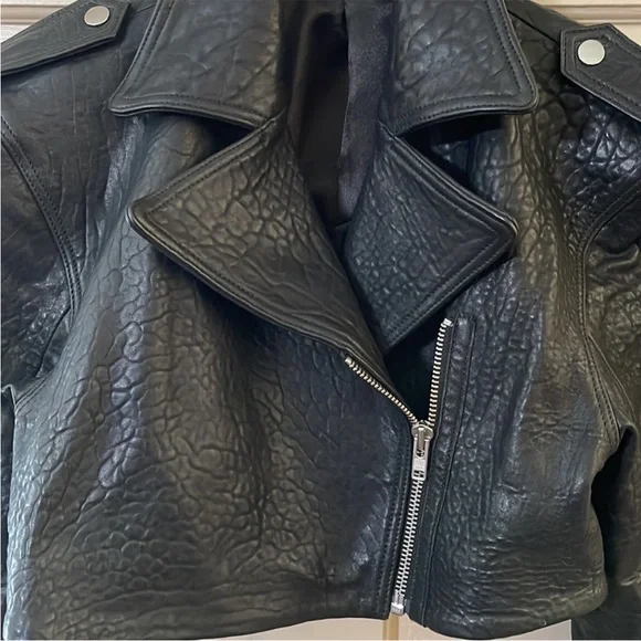 COPY - Revolve leather jacket - Picture 3 of 12